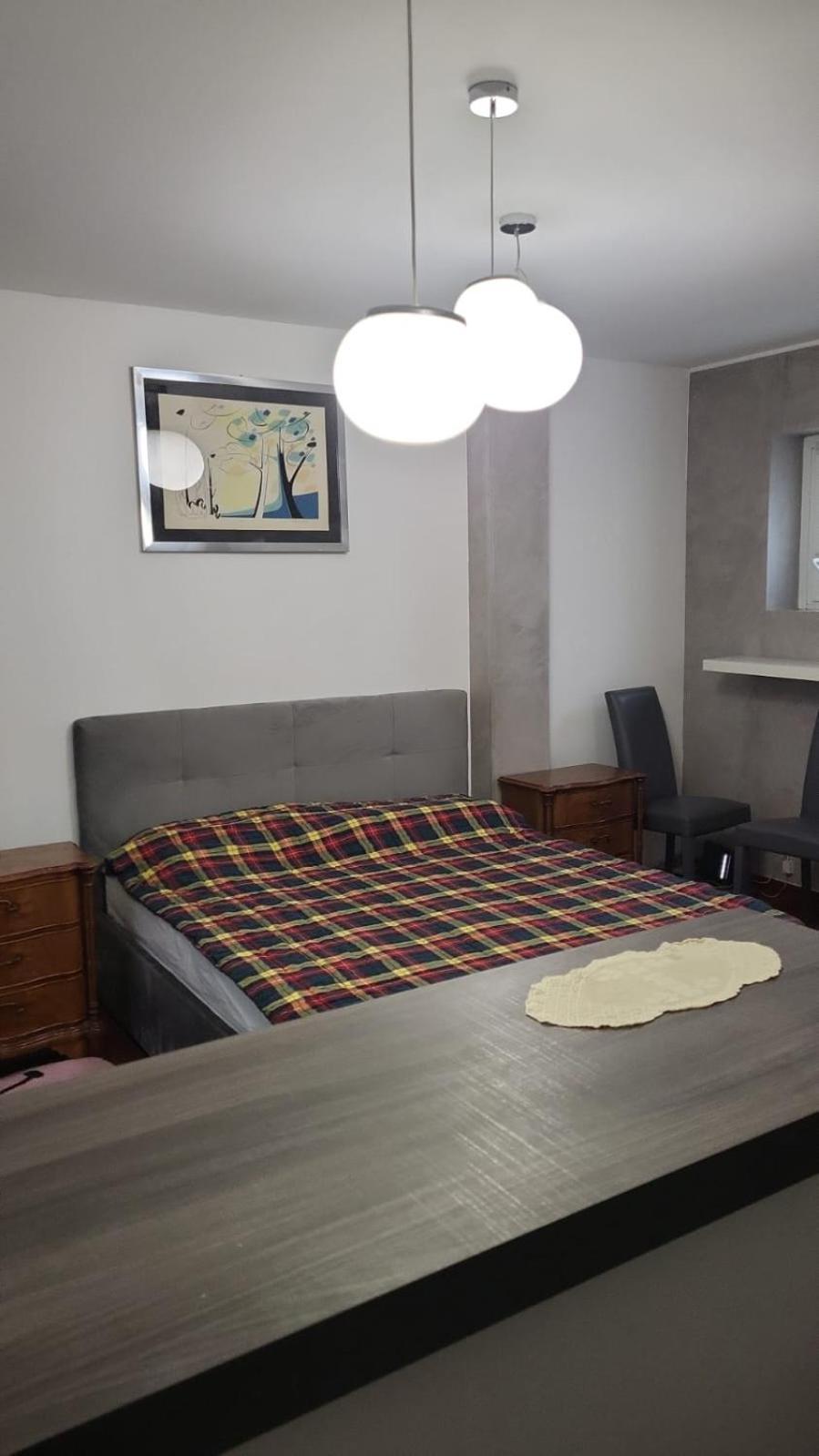 Lussuosa Villa Vicino Alla Stazione Caronno Pertusella Exteriör bild